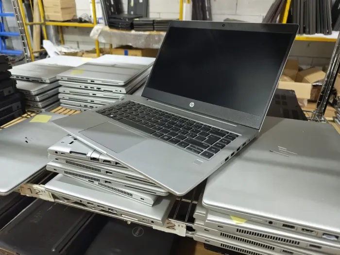 Ультрабук HP ProBook 440 G6 / 14" (1920x1080) IPS / Intel Core i5-8250U (4 (8) ядра по 1.6 - 3.4 GHz) / 16 GB DDR4 / 240 GB SSD / Intel HD Graphics 620 / WebCam б/в - зображення 5