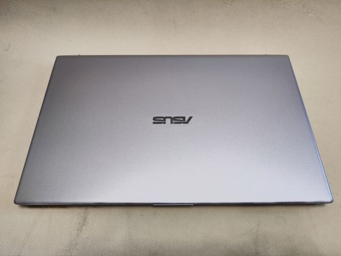 Ноутбук Asus Vivobook 17 X712JA / 17.3" (1600x900) TN / Intel Core i5-1035G1 (4 (8) ядра по 1.0 - 3.6 GHz) / 12 GB DDR4 / 256 GB SSD / Intel UHD Graphics / WebCam б/в - зображення 7