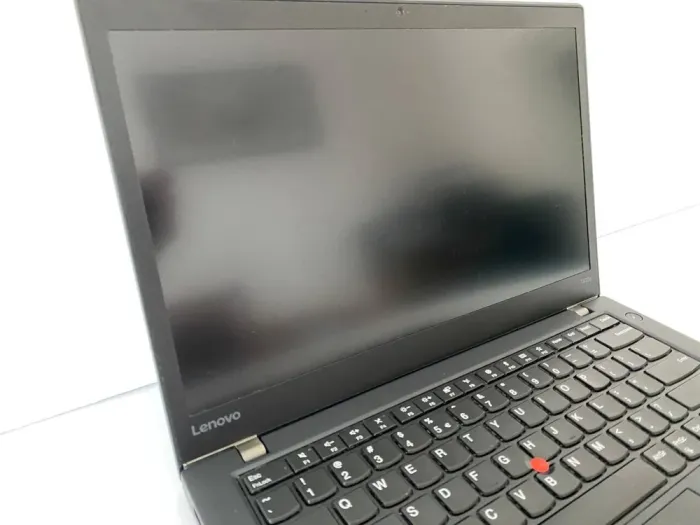 Ультрабук Б-клас Lenovo ThinkPad T470s / 14" (1920x1080) TN / Intel Core i5-7200U (2 (4) ядра по 2.5 - 3.1 GHz) / 12 GB DDR4 / 256 GB SSD / Intel HD Graphics 620 / WebCam б/в - зображення 4