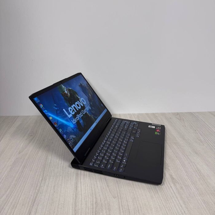 Ігровий ноутбук Б-класу Lenovo IdeaPad Gaming 3 15ARH7 / 15,6" (1920x1080) IPS / AMD Ryzen 5 7535HS (6 (12) ядер по 3,3 - 4,55 ГГц) / 16 ГБ DDR5 / 512 ГБ SSD NVMe / nVidia GeForce RTX 2050, 4 ГБ GDDR6, 64-біт / Веб-камера б/в - зображення 4