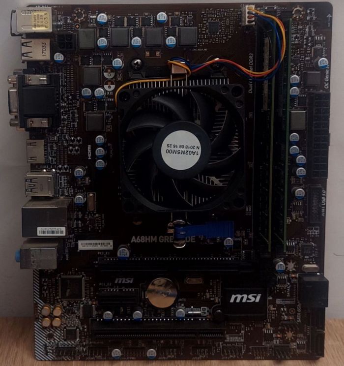 Комплект: Материнська плата MSI A68HM Grenade / FM2+ / AMD A8-7600 (4 ядра по 3.1 - 3.8 GHz) / 16 GB DDR3 / AMD Radeon R7 Graphics б/в - зображення 4