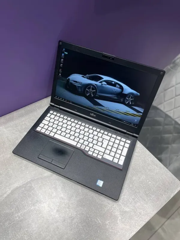 Ультрабук Fujitsu Lifebook E559 / 15.6" (1920x1080) IPS / Intel Core i5-8250U (4 (8) ядра по 1.6 - 3.4 GHz) / 16 GB DDR4 / 480 GB SSD / Intel UHD Graphics 620 / WebCam б/в - зображення 5