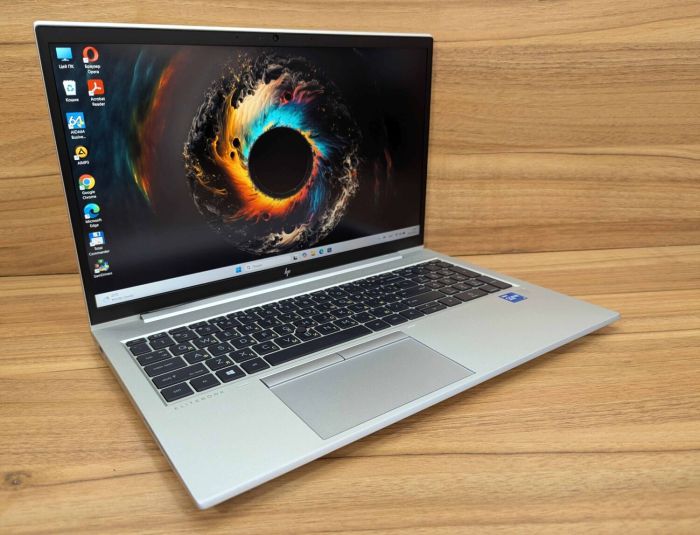 Ультрабук HP EliteBook 850 G8 / 15.6" (1920x1080) IPS / Intel Core i7-1185G7 (4 (8) ядра по 3.0 - 4.8 GHz) / 16 GB DDR4 / 480 GB SSD / Intel Iris Xe Graphics / WebCam / TouchID / Windows 11 б/в - зображення 4