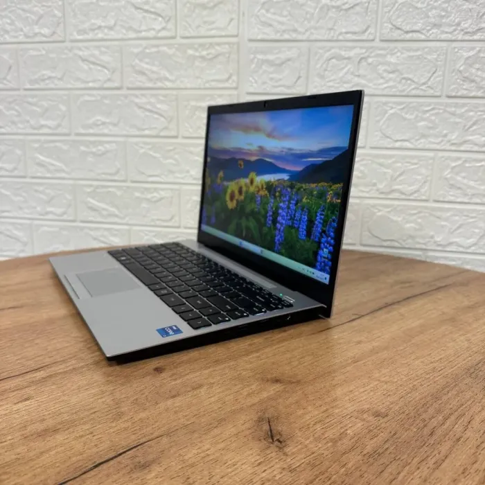 Ультрабук Б-клас Sony Vaio VWNC71429-SL / 14" (1920x1080) IPS / Intel Core i7-1255U (10 (12) ядер по 1.7 -4.7 GHz) / 16 GB DDR4 / 1000 GB SSD NVMe / Intel Iris Xe Graphics / WebCam б/в - зображення 5