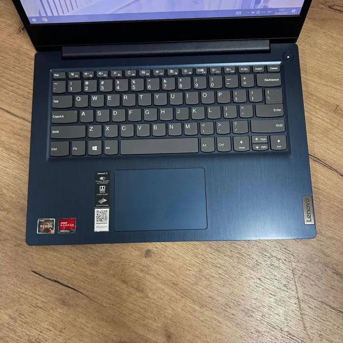Ультрабук Lenovo IdeaPad 3 14ADA05 / 14" (1920x1080) TN / AMD Ryzen 5 3500U (4 (8) ядра по 2.1 - 3.7 GHz) / 8 GB DDR4 / 128 GB SSD / Intel UHD Graphics / WebCam б/в - зображення 7