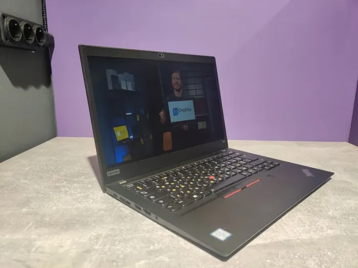 Ультрабук Lenovo ThinkPad T490s / 14" (1920x1080) IPS / Intel Core i5-8250U (4 (8) ядра по 1.6 - 3.4 GHz) / 16 GB DDR4 / 240 GB SSD / Intel UHD Graphics / WebCam б/в - зображення 4