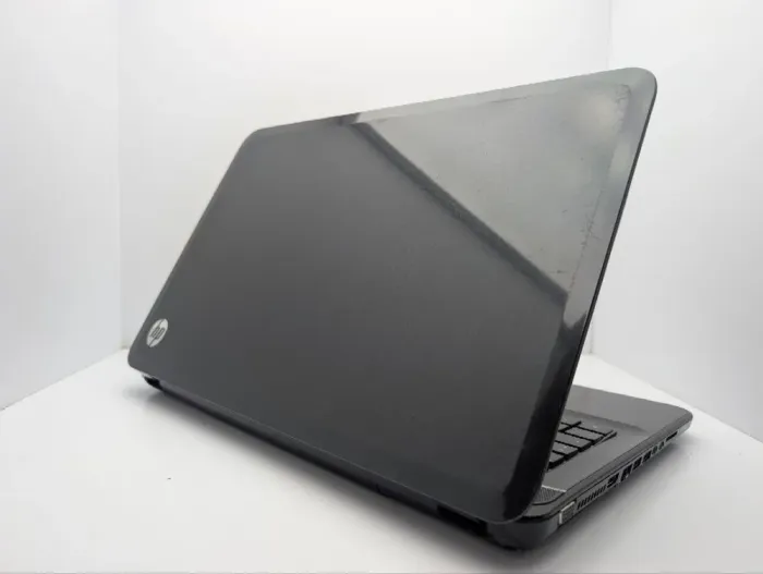 Ноутбук HP Pavilion g7-2241sg / 17.3" (1600x900) TN / Intel Core i5-3210M (2 (4) ядра по 2.5 - 3.1 GHz) / 6 GB DDR3 / 750 GB HDD / AMD Radeon HD 7610M, 1 GB GDDR3, 128-bit / WebCam / DVD-ROM б/в - зображення 8