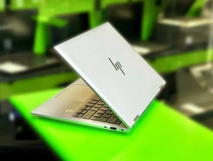 Ультрабук-трансформер HP EliteBook x360 830 G9 / 13.3" (1920x1200) IPS Touch / Intel Core i7-1265U (10 (12) ядер по 1.8 - 4.8 GHz) / 16 GB DDR5 / 512 GB SSD M.2 / Intel Iris Xe Graphics / WebCam / Win 11 Pro б/в - зображення 4