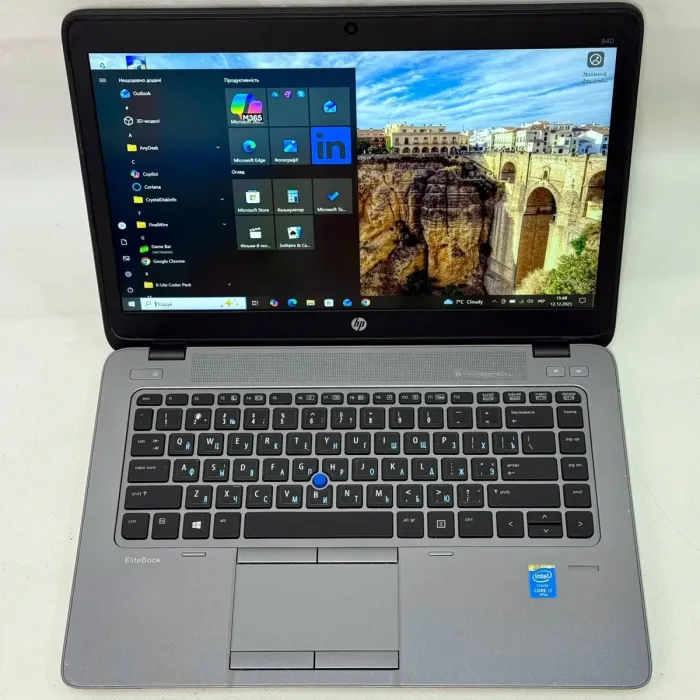 Ноутбук Б-клас HP EliteBook 840 G2 / 14" (1920x1080) IPS / Intel Core i7-5600U (2 (4) ядра по 2.6 - 3.2 GHz) / 16 GB DDR3 / 256 GB SSD + 320 GB HDD / AMD Radeon R7 M260X, 1 GB GDDR5, 128-bit / WebCam / 4G LTE / Windows 10 Pro б/в - зображення 3