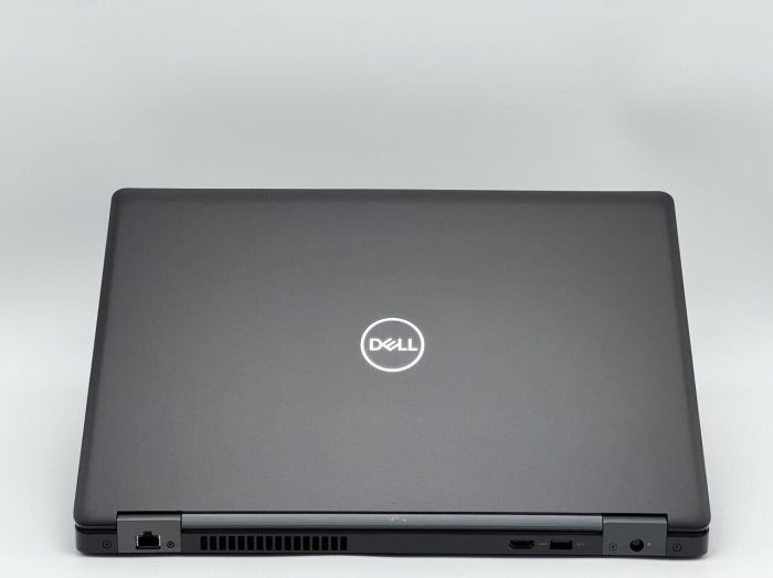 Ноутбук Dell Precision 3530 / 15.6" (1920x1080) IPS / Intel Core i5-8400H (4 (8) ядра по 2.5 - 4.2 GHz) / 16 GB DDR4 / 240 GB SSD / Intel UHD Graphics 630 / WebCam б/в - зображення 5