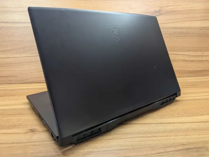 Ігровий ноутбук MSI MS-17L3 / 17.3" (1920x1080) IPS / Intel Core i7-12700H (14 (20) ядер по 3.5 - 4.7 GHz) / 16 GB DDR4 / 512 GB SSD / nVidia GeForce RTX 3060, 6 GB GDDR6, 192-bit / WebCam / Windows 11 б/в - зображення 7