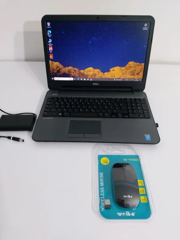 Ноутбук Dell Latitude 3540 / 15.6" (1366x768) TN / Intel Core i5-4210U (2 (4) ядра по 1.7 - 2.7 GHz) / 8 GB DDR3 / 256 GB SSD / Intel HD Graphics 4400 / WebCam / DVD-ROM б/в - зображення 2