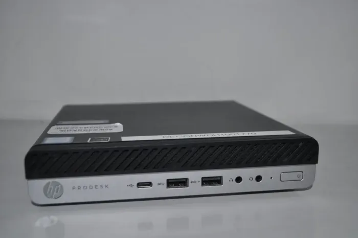 Неттоп HP ProDesk 600 G4 Desktop Mini USFF / Intel Core i3-8100T (4 ядра по 3.1 GHz) / 8 GB DDR4 / 128 GB SSD M.2 / Intel UHD Graphics 630 / Wi-Fi / Bluetooth / Windows 11 Pro б/в - зображення 4