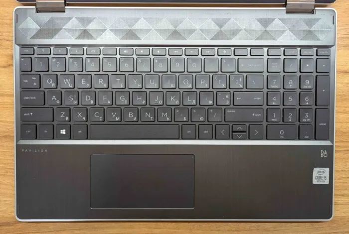 Ноутбук-трансформер Б-клас HP Pavilion x360 15-dg1052nr / 15.6" (1920x1080) IPS Touch / Intel Core i5-10210U (4 (8) ядра по 1.6 - 4.2 GHz) / 16 GB DDR4 / 512 GB SSD / Intel UHD Graphics / WebCam / Windows 10 б/в - зображення 5