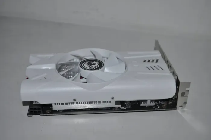 Дискретна відеокарта SOYO Radeon RX 470, 4 GB GDDR5, 256-bit / DVI, HDMI, DisplayPort - зображення 6