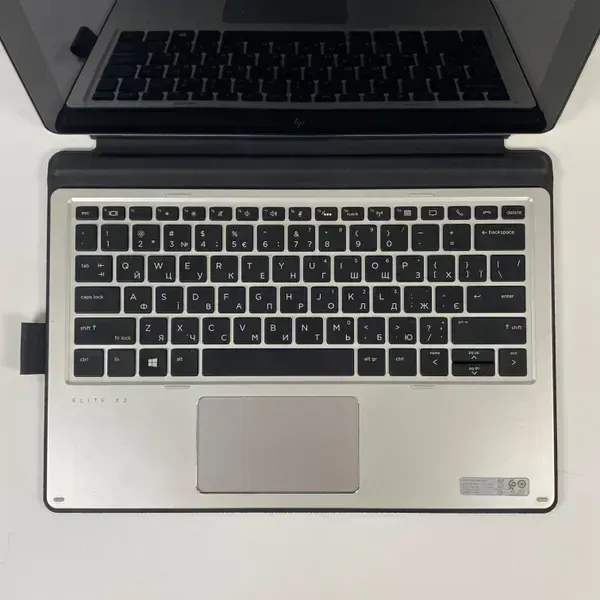 Нетбук-трансформер HP Elite X2 1012 G2 / 12.3" (2736x1824) IPS Touch / Intel Core i5-7300U (2 (4) ядра по 2.6 - 3.5 GHz) / 8 GB DDR3 / 256 GB SSD / Intel HD Graphics 620 / WebCam / TouchID б/в - зображення 3