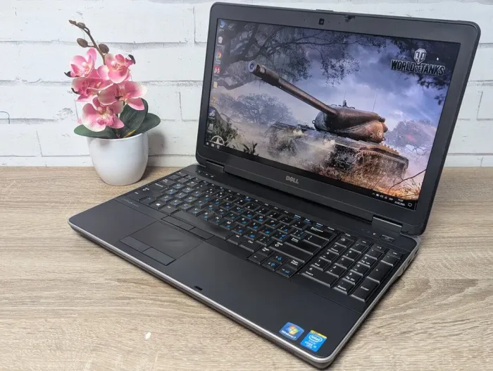 Ноутбук Dell Latitude E6540 / 15.6" (1920x1080) TN / Intel Core i5-4300M (2 (4) ядра по 2.6 - 3.3 GHz) / 8 GB DDR3 / 128 GB SSD / Intel HD Graphics 4600 / WebCam / DVD-ROM б/в - зображення 4