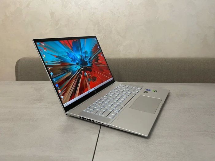 Ігровий ноутбук HP Envy 16-h1055cl / 16" (2560x1600) IPS Touch / Intel Core i7-13700H (14 (20) ядер по 2.4 - 5.0 GHz) / 64 GB DDR5 / 2000 GB SSD M.2 / nVidia GeForce RTX 4060, 8 GB GDDR6, 128-bit / WebCam / USB 3.2 / HDMI б/в - зображення 4