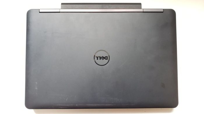 Ноутбук Б-клас Dell Latitude E5540 / 15.6" (1920x1080) TN / Intel Core i7-4600U (2 (4) ядра по 2.1 - 3.3 GHz) / 8 GB DDR3 / 200 GB SSD + 500 GB HDD / nVidia GeForce GT 720M, 2 GB GDDR3, 64-bit / WebCam / DVD-ROM б/в - зображення 7