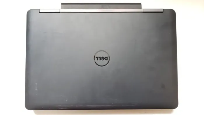 Ноутбук Б-клас Dell Latitude E5540 / 15.6" (1920x1080) TN / Intel Core i7-4600U (2 (4) ядра по 2.1 - 3.3 GHz) / 8 GB DDR3 / 200 GB SSD + 500 GB HDD / nVidia GeForce GT 720M, 2 GB GDDR3, 64-bit / WebCam / DVD-ROM б/в - зображення 7