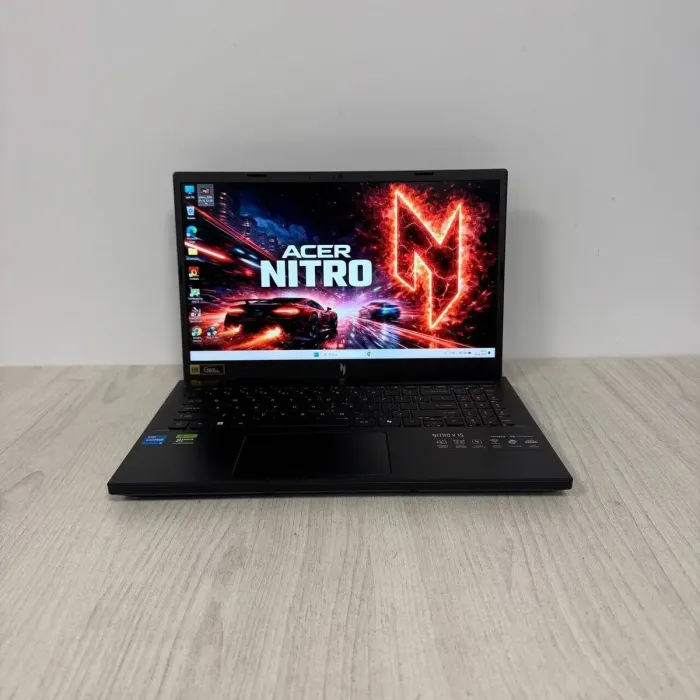 Ігровий ноутбук Aser Nitro V15 ANV15-52 / 15,6" (1920x1080) IPS / Intel Core i5-13420H (8 (12) ядер по 3,4 - 4,6 ГГц) / 16 ГБ DDR5 / 512 ГБ SSD / nVidia GeForce RTX 4050, 6 ГБ GDDR6, 96-біт / Веб-камера б/в - зображення 2