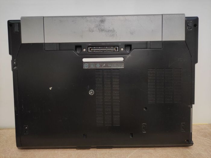 Ноутбук Dell Latitude E6410 / 14.1" (1280x800) TN / Intel Core i5-560M (2 (4) ядра по 2.67 - 3.0 GHz) / 4 GB DDR3 / 120 GB SSD / Intel HD Graphics / WebCam / АКБ не дарує б/в - зображення 6