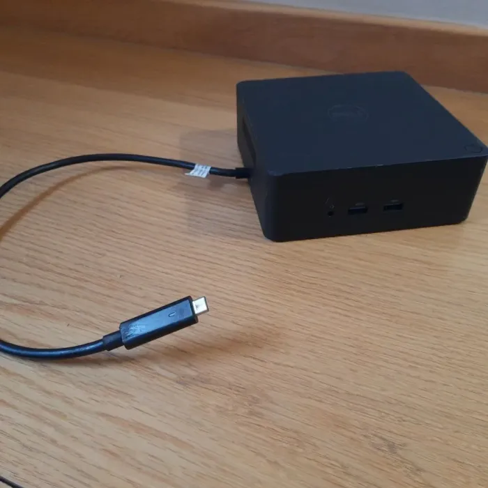 Док-станція Dell Thunderbolt Dock TB16 K16A / VGA, miniDP, DisplayPort, HDMI, Thunderbolt 3 / USB 3.0 / Gigabit Ethernet б/в - зображення 2