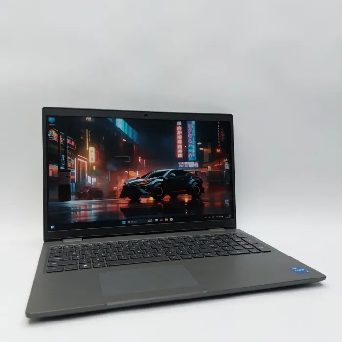 Ультрабук Dell Latitude 3540 / 15.6" (1920x1200) IPS / Intel Core i5-1335U (10 (12) ядер по 3.4 - 4.6 GHz) / 16 GB DDR4 / 256 GB SSD / Intel Iris Xe Graphics / WebCam б/в - зображення 6