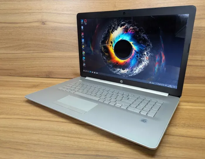 Ноутбук Б-клас HP 17-bya3672cl / 17.3" (1600x900) TN / Intel Core i5-1035G1 (4 (8) ядра по 1.0 - 3.6 GHz) / 16 GB DDR4 / 480 GB SSD / Intel UHD Graphics / WebCam / Windows 10 б/в - зображення 6