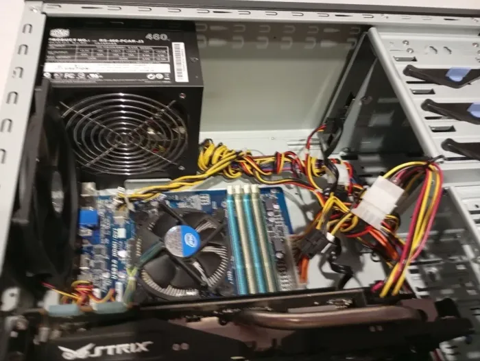 Ігровий ПК Cooler Master Elite 331 Tower / Intel Core i5-3470 (4 ядра по 3,2 - 3,6 ГГц) / 16 ГБ DDR4 / 250 ГБ SSD + 1000 ГБ HDD / nVidia GeForce GTX 970, 4 ГБ GDDR5, 256-біт / DVD-RW / 460 Вт б/в - зображення 8