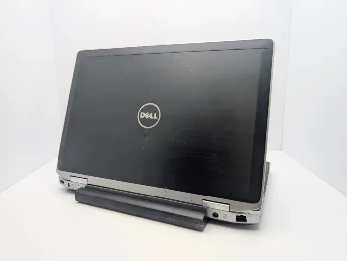 Ноутбук Dell Latitude E6420 / 14" (1600x900) TN / Intel Core i5-2540M (2 (4) ядра по 2.6 - 3.3 GHz) / 6 GB DDR3 / 250 GB HDD / Intel HD Graphics 3000 / WebCam б/в - зображення 8