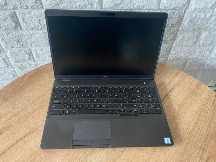 Ноутбук Б-класс Dell Latitude 5500 / 15.6" (1366x768) TN / Intel Core i7-8665U (4 (8) ядра по 1.9 - 4.8 GHz) / 8 GB DDR4 / 256 GB SSD M.2 / Intel UHD Graphics / WebCam / HDMI  б/в - зображення 6