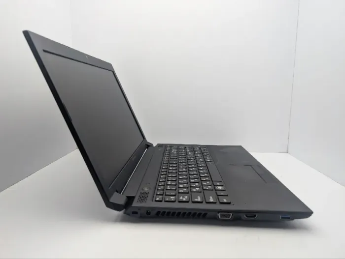 Ноутбук Lenovo B575e / 15.6" (1366x768) TN / AMD E2-1800 (2 ядра по 1.7 GHz) / 8 GB DDR3 / 320 GB HDD / AMD Radeon HD 7340 Graphics / WebCam / DVD-ROM б/в - зображення 4