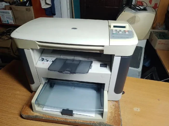 БФП HP LaserJet M1120n / Лазерний монохромний друк / 600x600 dpi / A4 / 20 стор./хв / USB 2.0, Ethernet б/в - зображення 2