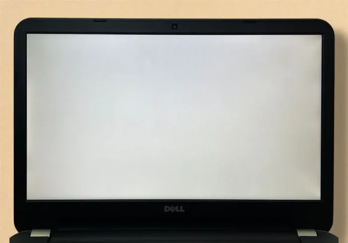 Ноутбук Dell Inspiron 15R-5537 / 15.6" (1366x768) TN / Intel Core i5-4200U (2 (4) ядра по 1.6 - 2.6 GHz) / 8 GB DDR3 / 120 GB SSD / AMD Radeon HD 8670M, 1 GB GDDR3, 64-bit / WebCam / DVD-ROM б/в - зображення 9