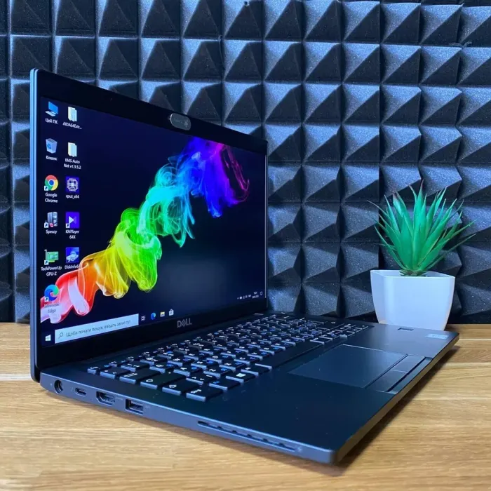 Ультрабук Dell Latitude 7390 / 13.3" (1920x1080) IPS / Intel Core i5-8350U (4 (8) ядра по 1.7 - 3.6 GHz) / 8 GB DDR4 / 128 GB SSD / Intel UHD Graphics 620 / WebCam б/в - зображення 3