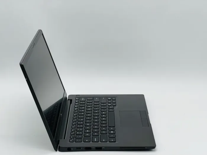 Ультрабук Б-клас Dell Latitude 7400 / 14" (1366x768) TN / Intel Core i5-8365U (4 (8) ядра по 1.6 - 4.1 GHz) / 8 GB DDR4 / 240 GB SSD / Intel UHD Graphics 620 / WebCam б/в - зображення 3