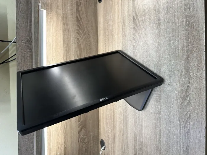 Монітор Dell P2213f / 22" (1680x1050) TN / VGA, DVI, DisplayPort, USB 2.0 б/в - зображення 7