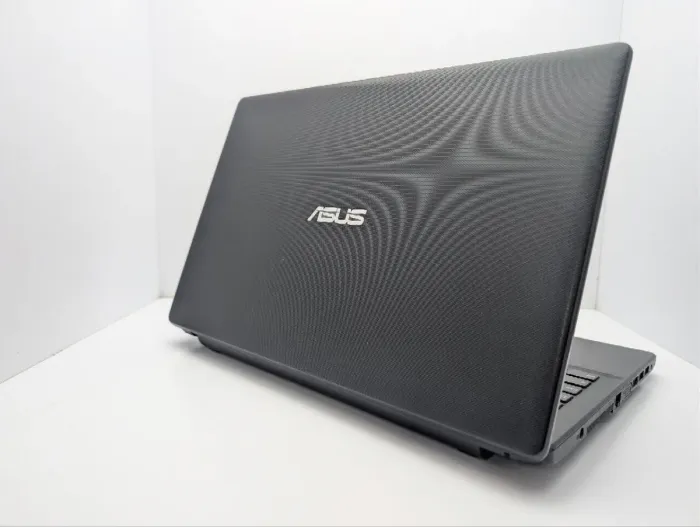 Ноутбук Asus X551C / 15.6" (1366x768) TN / Intel Celeron 1007U (2 ядра по 1.5 GHz) / 8 GB DDR3 / 320 GB HDD / Intel HD Graphics 2500 / WebCam / DVD-ROM б/в - зображення 8