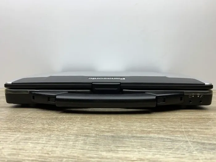 Захищений ноутбук Б-клас Panasonic Toughbook CF-53 / 14" (1366x768) TN / Intel Core i5-3320M (2 (4) ядра по 2.6 - 3.3 GHz) / 8 GB DDR3 / 240 GB SSD / Intel HD Graphics 4000 / DVD-ROM б/в - зображення 9