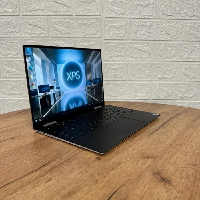 Ультрабук Dell XPS 7390 2-in-1 / 13.4" (3840x2400) IPS Touch / Intel Core i7-1065G7 (4 (8) ядра по 1.3 - 3.9 GHz) / 16 GB DDR4 / 512 GB SSD / Intel Iris Plus Graphics / WebCam б/в - зображення 4