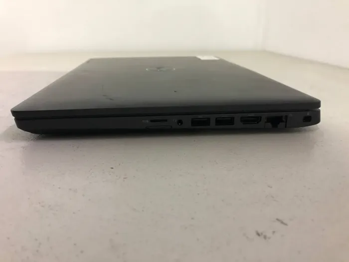 Ультрабук Б-класс Dell Latitude 5400 / 14" IPS / Core i7-8665U (4(8) ядра по 1.9-4.8GHz) / 8GB DDR4 / 256 GB SSD / UHD Graphics 620 / WebCam / HDMI б/в - зображення 5