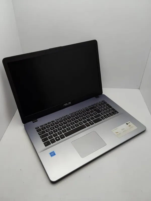 Ноутбук Asus Vivobook X705 / 17.3" (1600x900) TN / Intel Celeron N4000 (2 ядра по 1.1 - 2.6 GHz) / 8 GB DDR4 / 240 GB SSD / Intel HD Graphics 600 / WebCam б/в - зображення 3