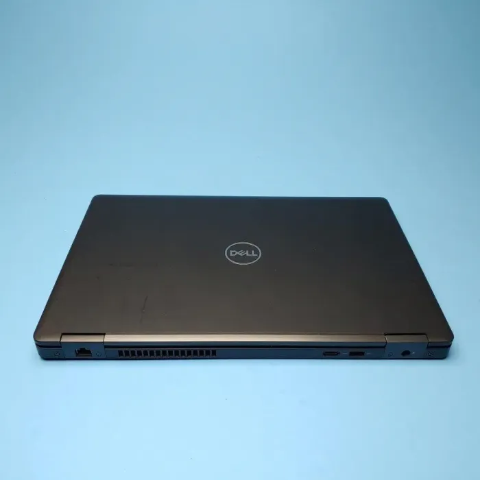 Ноутбук Dell Latitude 5590 / 15.6" (1366x768) TN / Intel Core i5-8350U (4 (8) ядра по 1.7 - 3.6 GHz) / 8 GB DDR4 / 240 GB SSD / Intel UHD Graphics 620 / WebCam / Win 10 Pro б/в - зображення 3