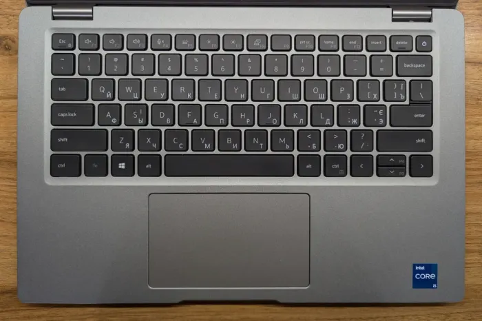 Ультрабук Dell Latitude 5420 / 14" (1920x1080) IPS / Intel Core i5-1145G7 (4 (8) ядра по 2.6 - 4.4 GHz) / 16 GB DDR4 / 512 GB SSD / Intel Iris Xe Graphics / WebCam / HDMI / Windows 10 б/в - зображення 3