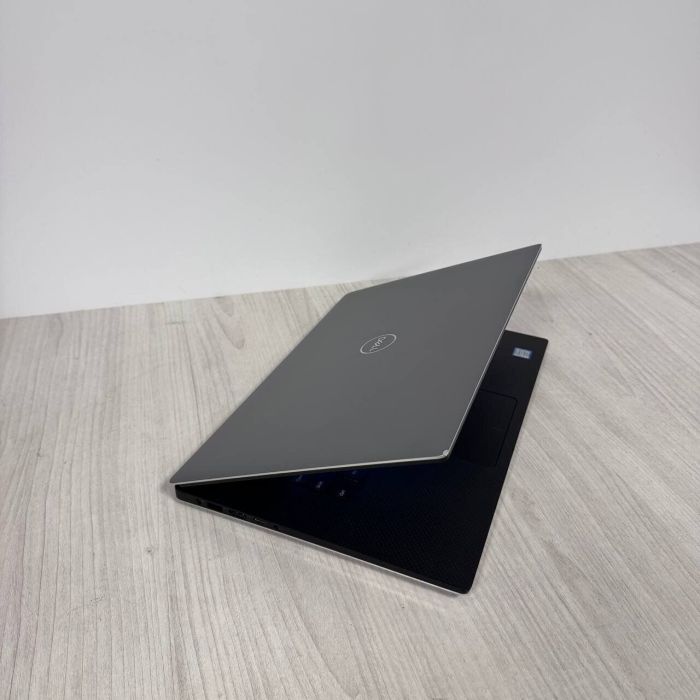 Мобільна робоча станція Б-класу Dell Precision 5540 / 15,6" (1920x1080) IPS / Intel Core i7-9750H (6 (12) ядер по 2,6 - 4,5 ГГц) / 16 ГБ DDR4 / 512 ГБ SSD / nVidia Quadro T1000, 4 ГБ GDDR6, 128-біт / WebCam б/в - зображення 9