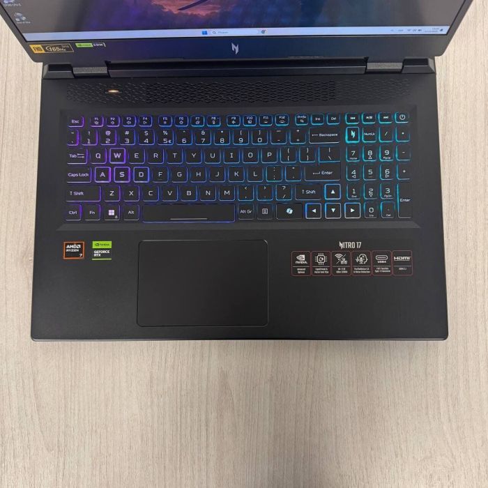 Ігровий ноутбук Acer Nitro 17 AN17-42 / 17,3" (1920x1200) IPS / AMD Ryzen 7 8845HS (8 (16) ядер по 3,8 - 5,1 ГГц) / 16 ГБ DDR5 / 512 ГБ SSD / nVidia GeForce RTX 4060, 8 ГБ GDDR6, 128-bit / WebCam б/в - изображение 3
