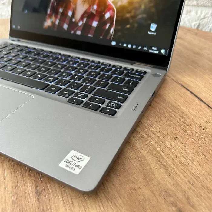 Ультрабук-трансформер Б-клас Dell Latitude 5310 2-in-1 / 13.3" (1920x1080) IPS Touch / Intel Core i7-10610U (4 (8) ядра по 1.8 - 4.9 GHz) / 16 GB DDR4 / 512 GB SSD / UHD Graphics / WebCam б/в - зображення 8