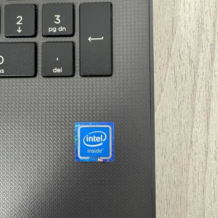 Ноутбук HP 250 G6 / 15.6" (1366x768) TN / Intel Celeron N3060 (2 ядра по 1.6 - 2.48 GHz) / 4 GB DDR3 / 128 GB SSD / Intel HD Graphics 400 / WebCam / DVD-ROM б/в - зображення 3