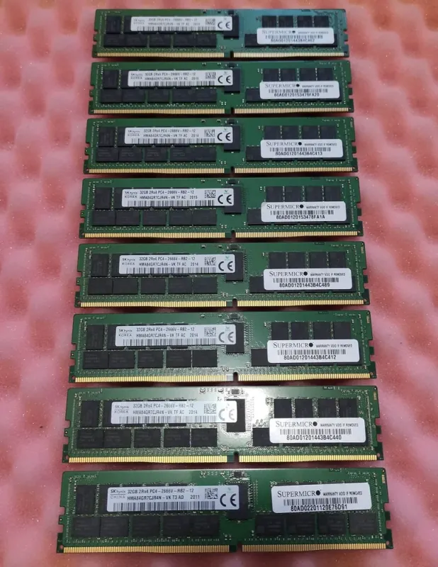 Комплект: Серверна оперативна пам'ять Hynix Supermicro / 128 GB (4x32 GB) / 2Rx4 PC4-2666V / DDR4 ECC / 2666 MHz б/в - зображення 2